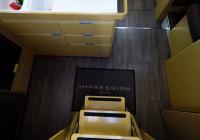 bateau à voile voilier Elan 45 impression intérieur entrée escaliers